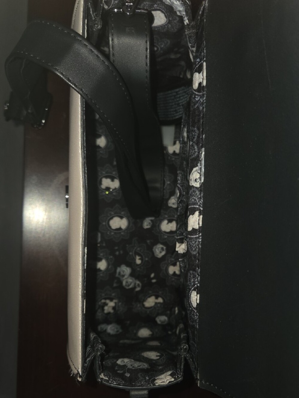 Loungefly Black & White Cameo Bow Satchel - Picture 3 of 3
